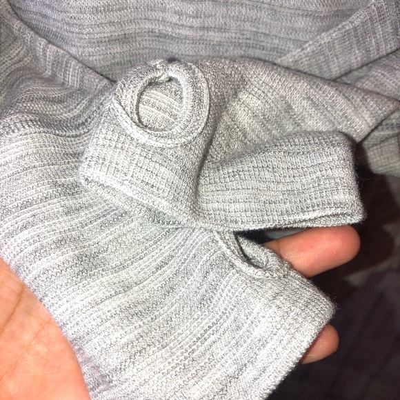 NEW Forever 21 gray crew neck sweatshirt. Size - Picture 3 of 8